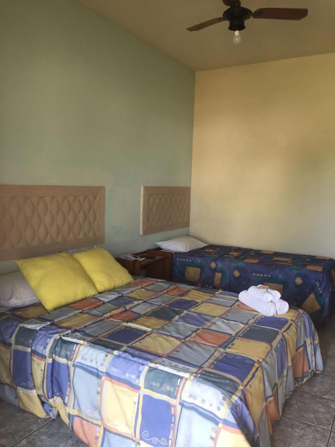 Hotel Pousada Guaypora Гуарапари Екстериор снимка